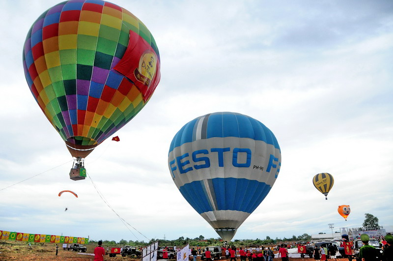Lễ hội khinh khí cầu quốc tế - Bình Thuận 2012